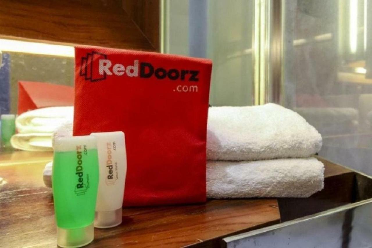 Reddoorz Near Balapan Station 2 Wisma tamu Surakarta (Solo)